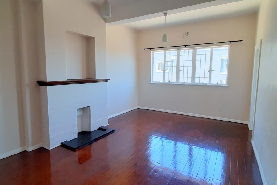 2 Bedroom Property for Sale in Sea Point Western Cape